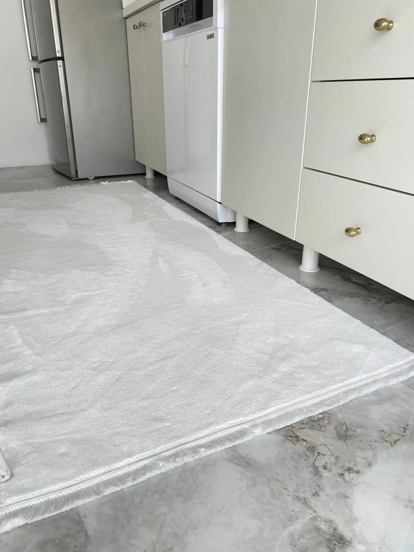 Apex Yoga 5011 Ekru Düz Desensiz Beyaz Halı