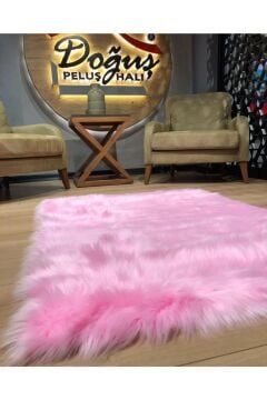 Doğuş Peluş Halı A Post Düz Kesim Pembe