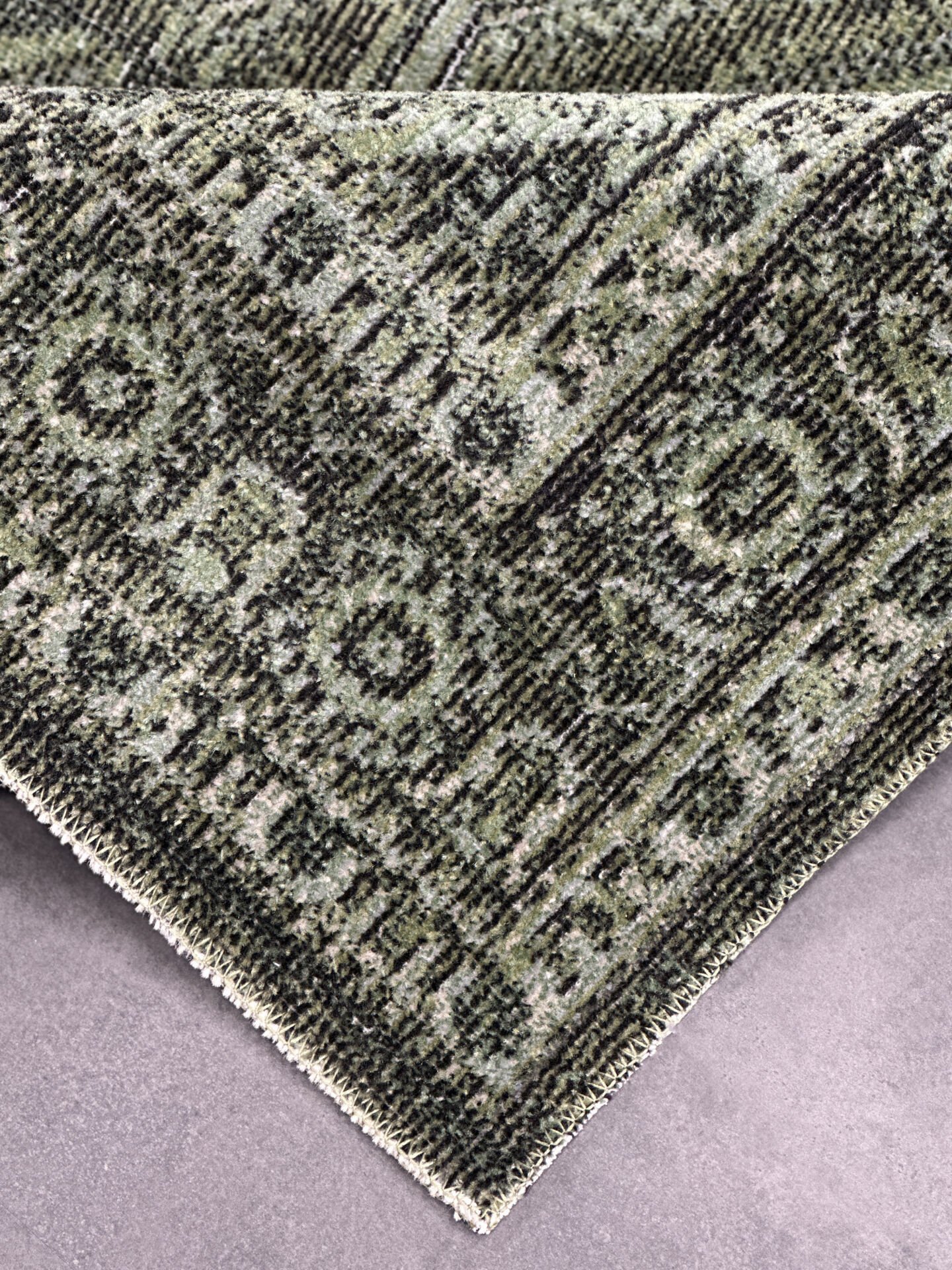 Woolen History Eskitme Desen Halı 8702 YEŞİL